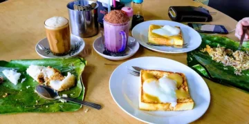 Kopitiam Kita Kota Bharu: Roti Titab Meleleh Yang Buat Orang Setia Beratur