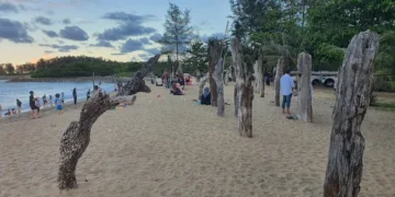 Pantai Nusuk (Sabak): Tempat Tenang Untuk Hilangkan Serabut Kepala