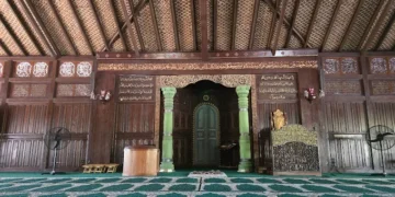 Masjid Indah di Pulau Gajah yang Menenangkan Jiwa