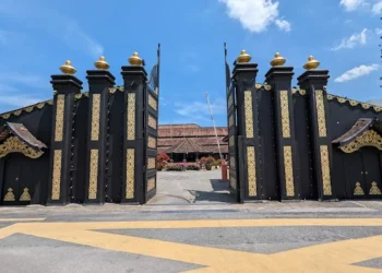 Istana Balai Besar: Jejak Diraja di Tengah Kota Bharu