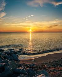 Pantai Cahaya Bulan, Kota Bharu – Tempat Tenang Lihat Matahari Jatuh Perlahan ke Laut