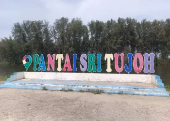Pantai Sri Tujuh, Tumpat — Tempat Tenang Untuk Hirup Angin Laut dan Lepaskan Penat