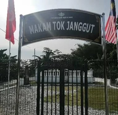 Keindahan Masjid Kampung Laut di Tumpat yang Menenangkan Jiwa