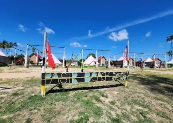 Pantai Beach Glamping Resort Pantai Kandin: Healing Tepi Laut Cara Santai & Stylish